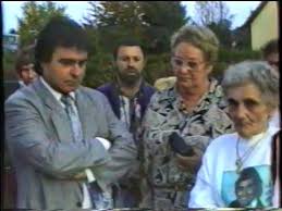 Nach angaben seiner familie und seinen freunden konnte gerhard höllerich nur schwer mit der situation als schlagerstar roy black umgehen. An Roy Black S Grab Am 4 Todestag 1995 Youtube