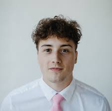 Former Powell River Kings blueliner among scholarship recipients