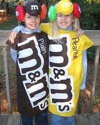 I M Thinking This Would Be A Cute Idea As Halloween Costumes For My Kiddos Maybe King Siz Cool Halloween Costumes Most Popular Halloween Costumes M M Costume