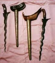 Keris Keris Adalah Salah Satu Senjata Tradisional Budaya Indonesia Tentunya Setelah Nenek Moyang Kita Mengenal Besi Berbagai Bangun Seni Bunga Teratai Candi
