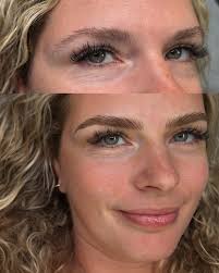 Which brows suit her face better? TOP OR BOTTOM? Before or after? 🍒😮‍💨  My beautiful client struggled with the fullness of her brows, assymetry  made them hard to fill in, and she