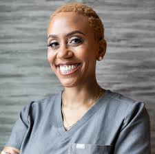 Tamara Huff's Instagram, Twitter & Facebook