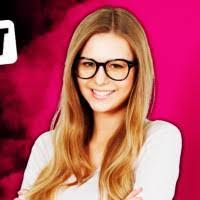 Kathy Khan's Instagram, Twitter & Facebook