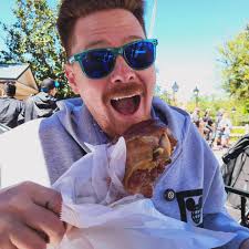 Hey there! I'm Chris — one half of Wonderland TV, a Disney space my wife  and I created to share the magic ✨, the food 🍽️, and all the fun along the