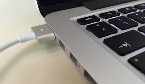Legen sie den akku also wieder ein. Akku Vom Macbook Ladt Nicht Mehr Faumac
