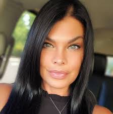 Patricia Febles's Instagram, Twitter & Facebook