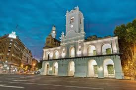 A la luz el día 25 de mayo de 1810. Qjn4trxffjp5gm