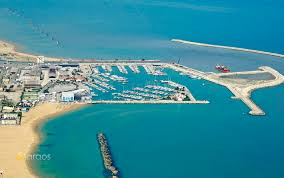 Buchen sie ihren mietwagen heute auf dem größtem mietwagenportal der welt. Yachtcharter Pescara Adria Kuste Argos Yachtcharter