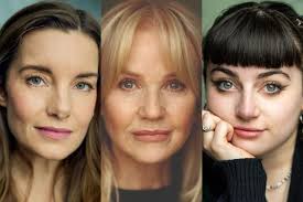 Lisa Maxwell 💙🇺🇦 (@thelisamaxwell)