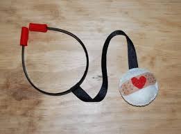 The Moody Fashionista Diy Felt Stethoscope Felt Diy Diy Nurse Costume Diy Costumes Kids