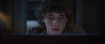 Crítica de Normas para una página de sucesos: hora de celebrar el regreso  del mediometraje