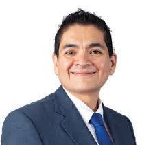 Rogelio Raya's Instagram, Twitter & Facebook