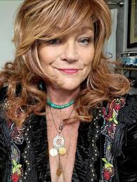 Hi my name is Kyna and I am new here. I will be 17 yrs young in October and  still going strong