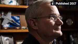 2 Navy Airmen and an Object That 'Accelerated Like Nothing I've Ever Seen' 