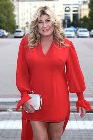 She is one of the most popular singers in poland. Beata Kozidrak Chudnie W Oczach Jest Na Drakonskiej Diecie Pomponik Pl