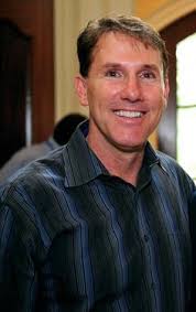 Book Review: “Dear John ” by 'Nicholas Sparks'- 'A Tragic Love Story'