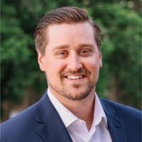 Dana Parker's Instagram, Twitter & Facebook