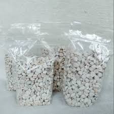 Penggunaan batu kerikil hias akan memberikan warna dan tekstur yang berbeda bagi taman. Batu Koral Putih Kecil 1 Kg Shopee Indonesia