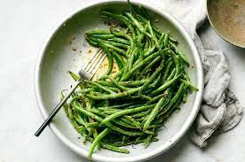 Green Beans With Ginger And Garlic Recipe Recipe Green Beans Green Bean Recipes Garlic Recipes