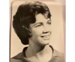 Tamara Bates's Instagram, Twitter & Facebook