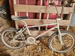 Image result for Gris Beige 1989 ARO