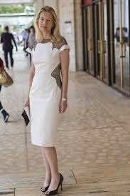 Black and white dress with beige shoes. A Simple Black White Outfit