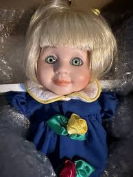 Goebel Betty Jane Carter The Little Artist Doll Bette Ball Dollcore  Retirement