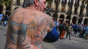 The only two to walk away from the cataclysm unscathed, the hapless everyman known as … Manchester City Neues Logo Neues Tattoo