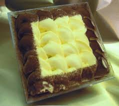 La zuppa inglese, secondo la ricetta originale napoletana è perfetta per un momento romantico, una cena tra amici di vecchia data o per celebrare momenti importanti. Zuppa Inglese Di Gelato Come Da Antica Ricetta Picture Of La Boutique Del Gelato Verona Tripadvisor