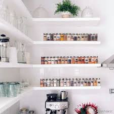Dans cet article, nous vous proposons des conseils sur la conception de votre parcourez des milliers d'idées décoration et aménagement de cuisines provenant de professionnels de la maison. Petite Cuisine 5 Astuces Pour Optimiser L Espace 31m2