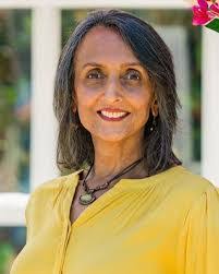 Amanda Noyes's Instagram, Twitter & Facebook