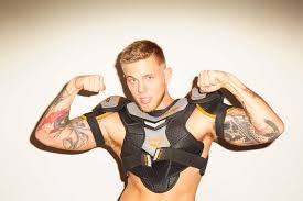 How to Be a Cam Boy. Brett has climbed to the highest ranks… | by Angelina  Chapin | MEL Magazine | Medium