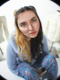 Josephine Sillars: “I Had To Learn a Lot Of Life Lessons The Hard Way”