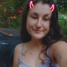 Shelly Bostic's Instagram, Twitter & Facebook