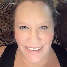 Lea Lujan (@livelikelea)