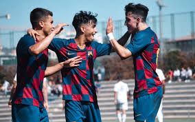 Xavi simons is an dutch footballer and he was born on 21 apr 2003, in amsterdam, netherlands. La Masia Talents Txus Alba Episode 10 Barca Universal