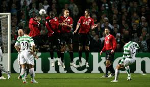 Artur boruc is a polish professional footballer who plays as a goalkeeper for ekstraklasa club legia warsaw. William Hill On Twitter Onthisday In 2006 Shunsuke Nakamura Free Kick Artur Boruc Last Minute Penalty Save Celticfc Beat Manchester United 1 0 Https T Co Ojxlwqpz4b