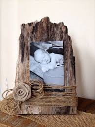 как сделать рамку для фото своими руками из дерева Originalnye Ramki Svoimi Rukami Dlya Foto Kak Sdelat Ramku Idei Materialy Formy Barn Wood Picture Frames Picture On Wood Barn Wood Projects