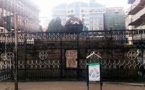 The Galton Fenzi Memorial Monument Near The General Post Office Gpo Is A Commemoration Of Lionel Douglas Galton Fenz Monument General Post Office Post Office