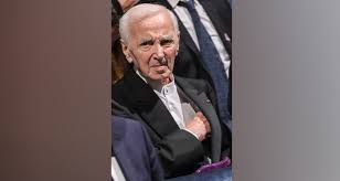Charles aznavour est parti dans la nuit de dimanche à l'âge de 94 ans, ont annoncé ses attachées de presse à l'afp. Mort Du Chanteur Charles Aznavour A L Age De 94 Ans Lexpress Mu