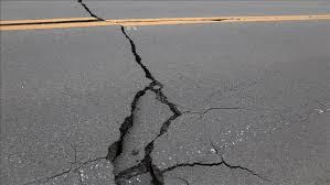 Sisma · (figuratively) havoc, chaos, uproar . Terremoto De Magnitud 6 1 Sacude El Sur De Japon