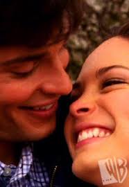 Lana era el alma gemela de Clark, mientras que Clark y Lois solo surgieron  por la precisión de los cómics. : r/Smallville