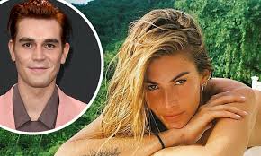 Fans were quick to notice that the actor's other half was sporting a growing baby belly, and words of congratulations started. Kj Apa Shares Sizzling Snaps Of His Naked Girlfriend Clara Berry Daily Mail Online