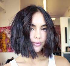 Salon online rumah ke rumah.kalin ini smoothing rambut yang sangat pendek.tonton videonya sampai selesai agar. Tampil Energik Dengan Potongan Rambut Pendek Intip 5 Trennya Agar Semakin Percaya Diri
