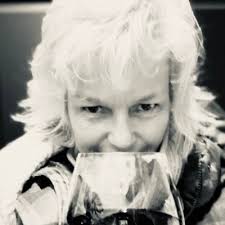 Kris Orr (@kqorr0103)