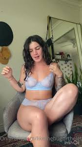 Likethebugortheletter talking and teasing