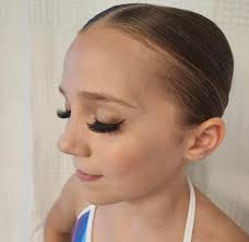 Moms, if any of you are looking for nontoxic and comfortable lashes made  specifically for children check out Little Glam Lashes. They're made with a  cotton lash fan that makes a breathable