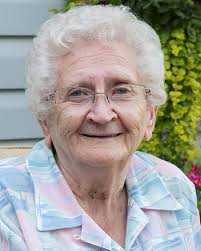 Connie Rayner's Instagram, Twitter & Facebook