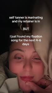 there’s gotta be crack in this song #daylateandabuckshort @Julia Cole