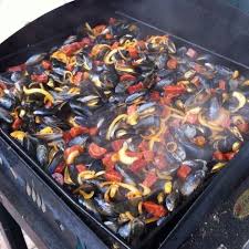 Moules Au Chorizo A La Plancha Recette De Moules Au Chorizo A La Plancha Par Xavier S Food Reporter Recettes De Cuisine Recette Recette Moules